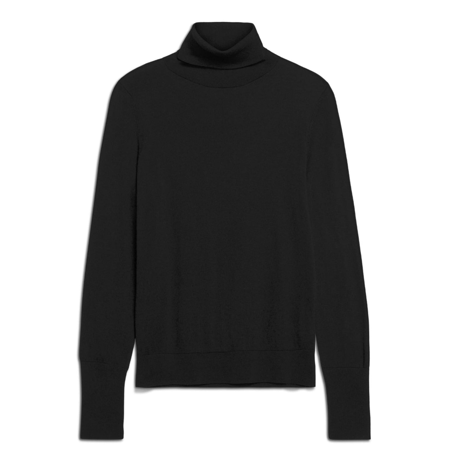 Schwarzer Rollkragenpullover mit langen Ärmeln auf weißem Hintergrund.