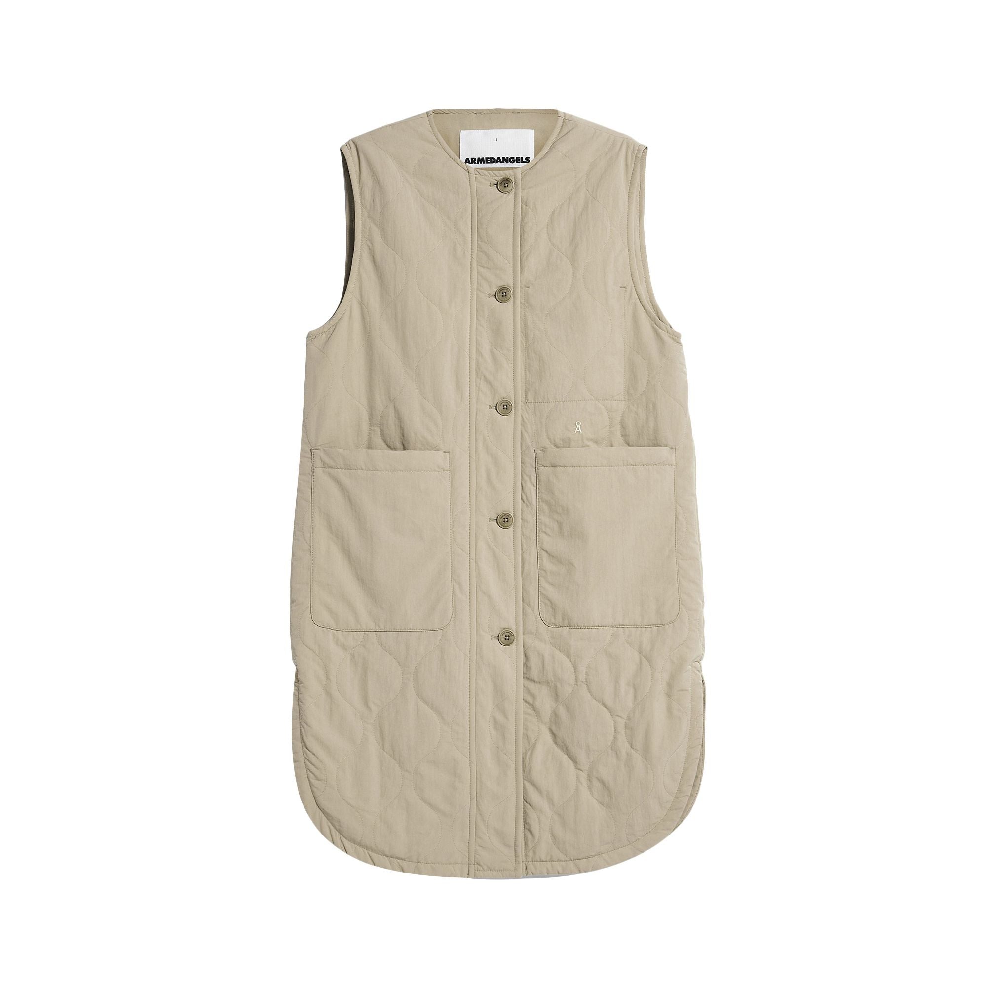 Beigefarbene, gesteppte Weste mit Knöpfen und zwei großen Taschen auf der Vorderseite.