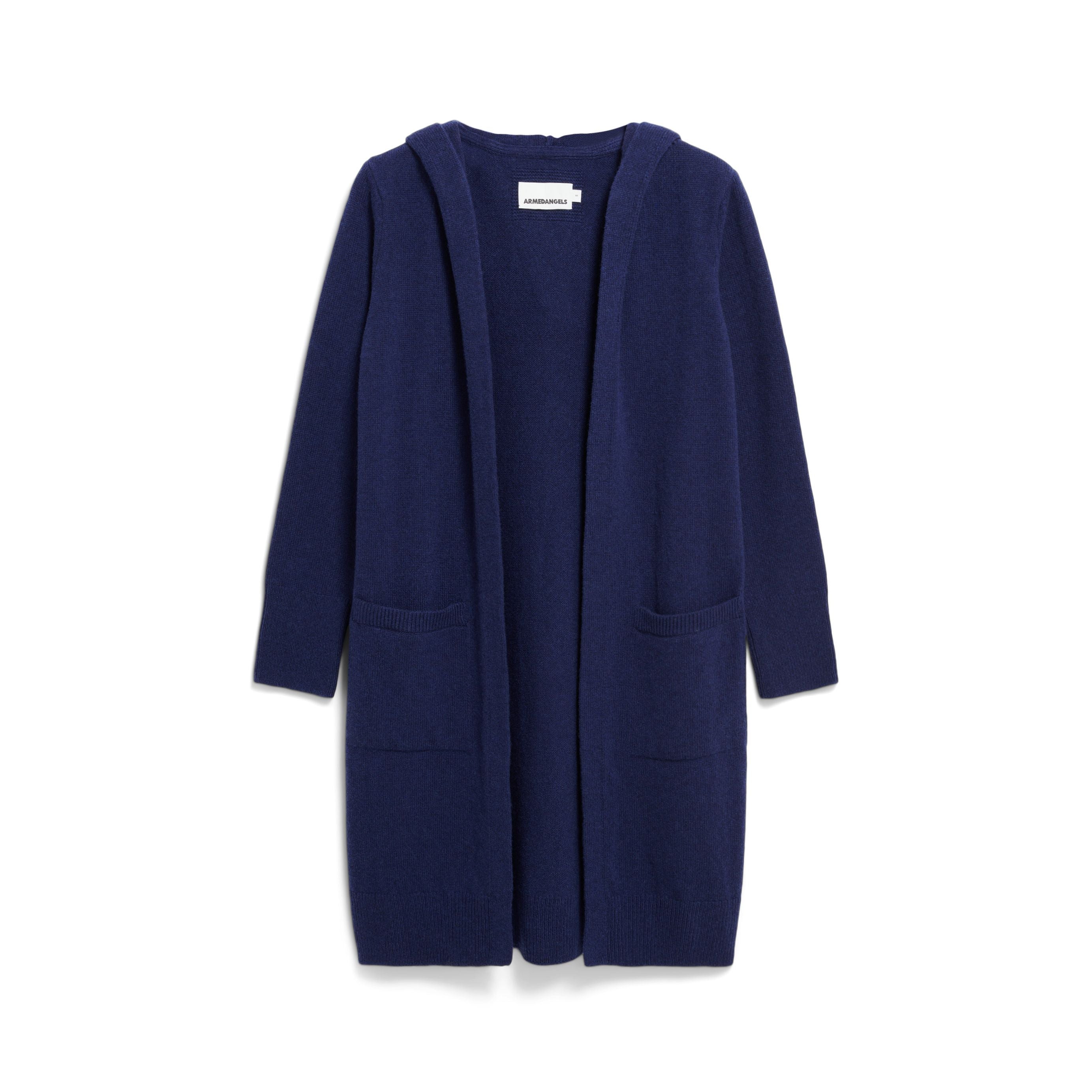 Dunkelblauer langer Cardigan mit Kapuze und zwei Taschen, flach auf weißem Hintergrund fotografiert.