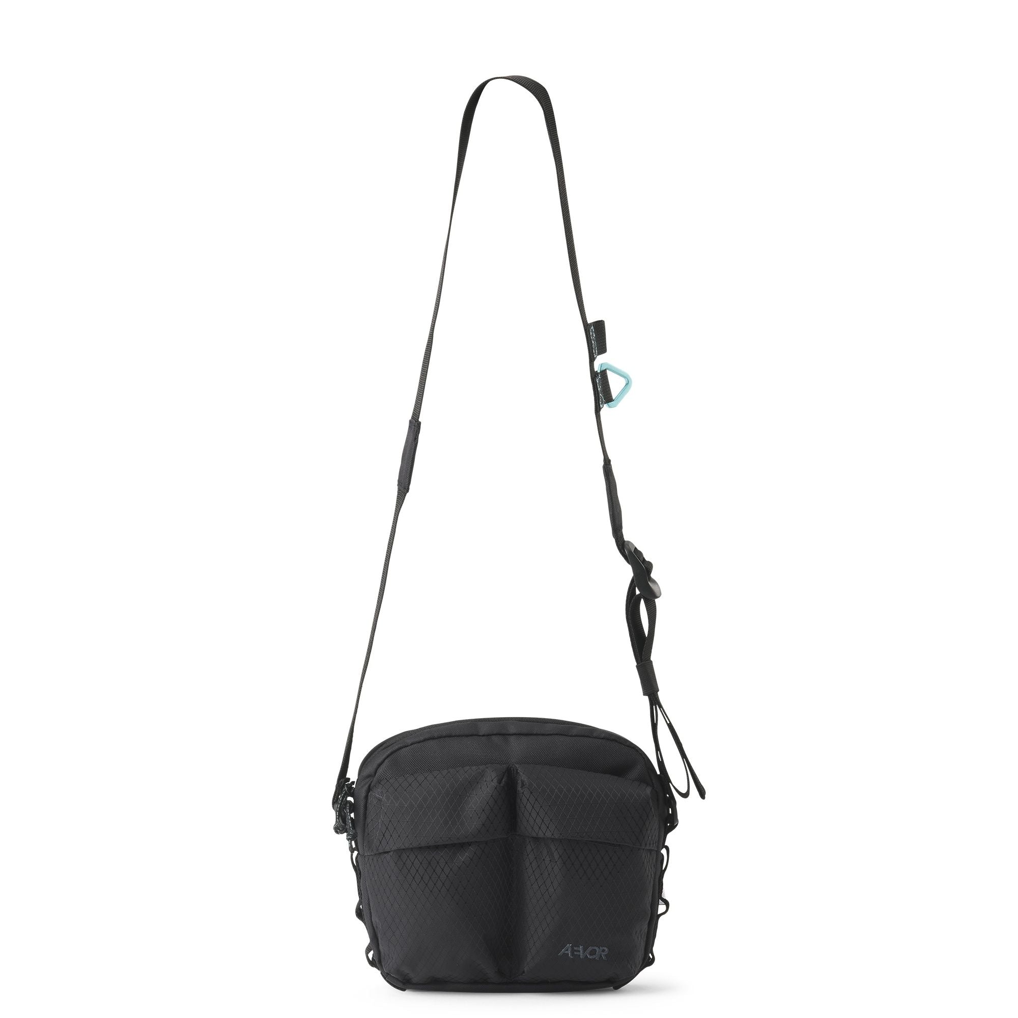 AEVOR Umhängetasche "Utility Pouch" Black 20 x 7 x 17 cm