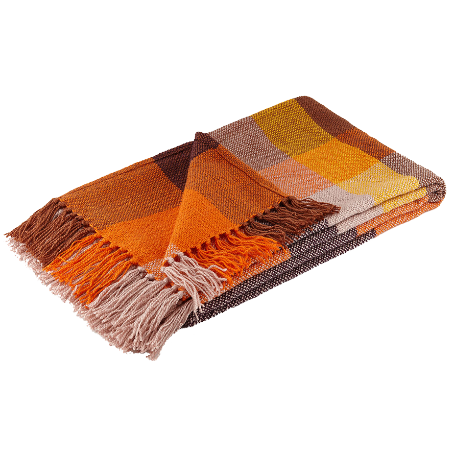 Eine gefaltete Decke mit Fransen und einem Karomuster in Orange-, Gelb-, Braun- und Beigetönen.