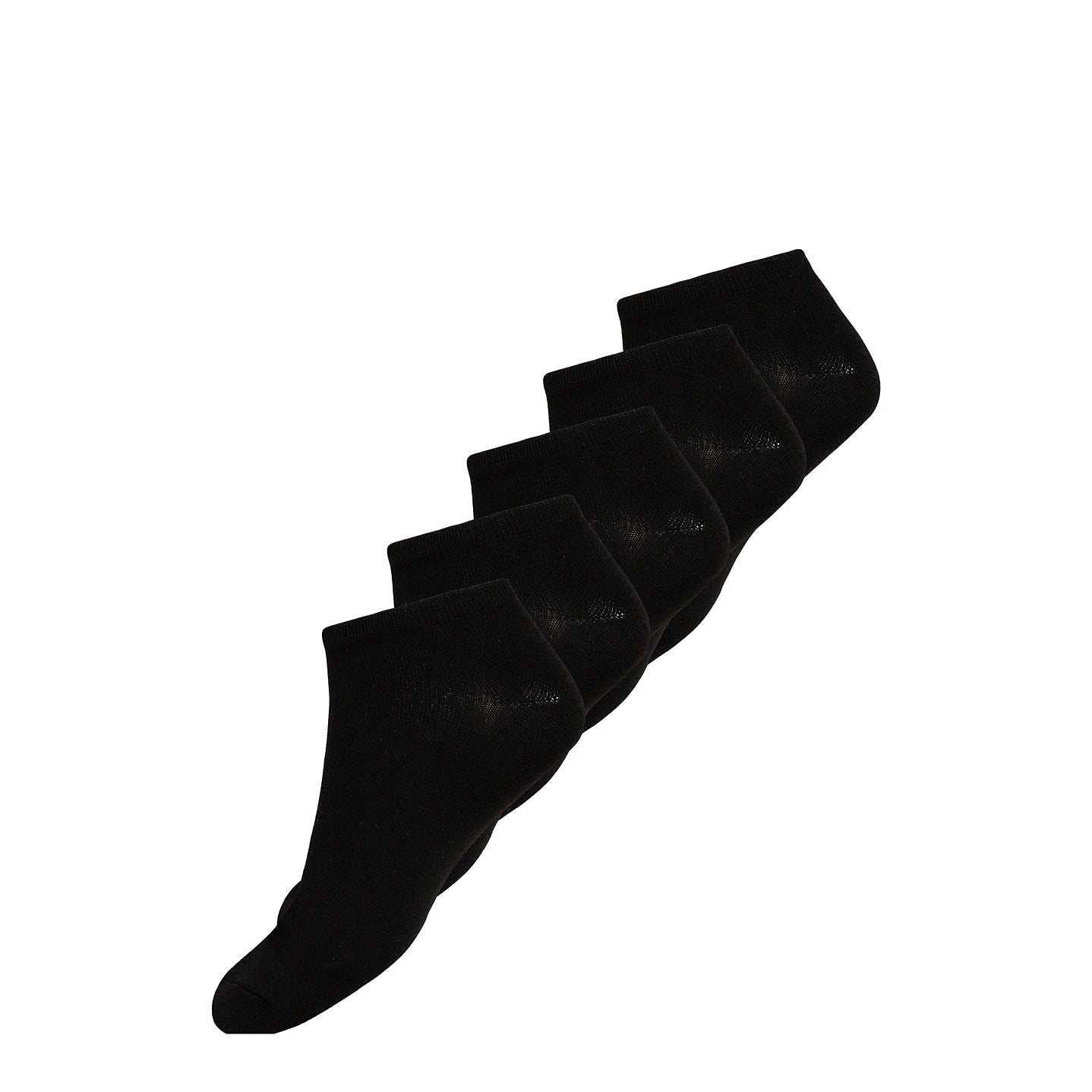 Fünf Paar schwarze Socken in einer Reihe auf weißem Hintergrund.