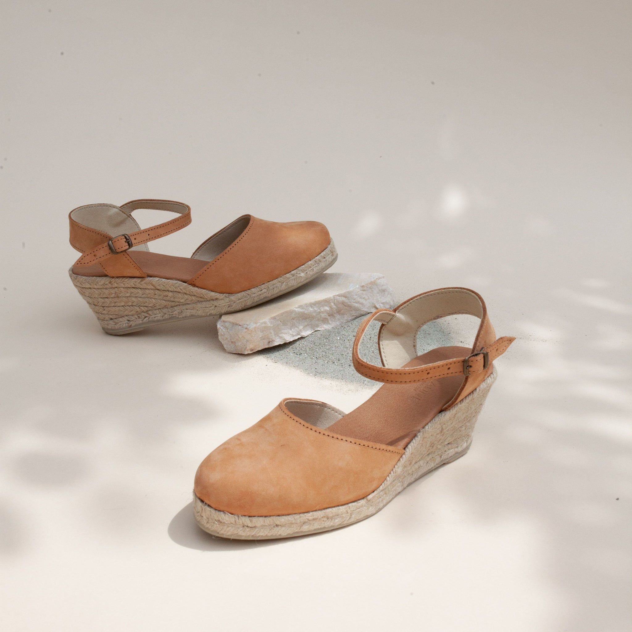 Jutelaune "The Clog Wedges" Brown