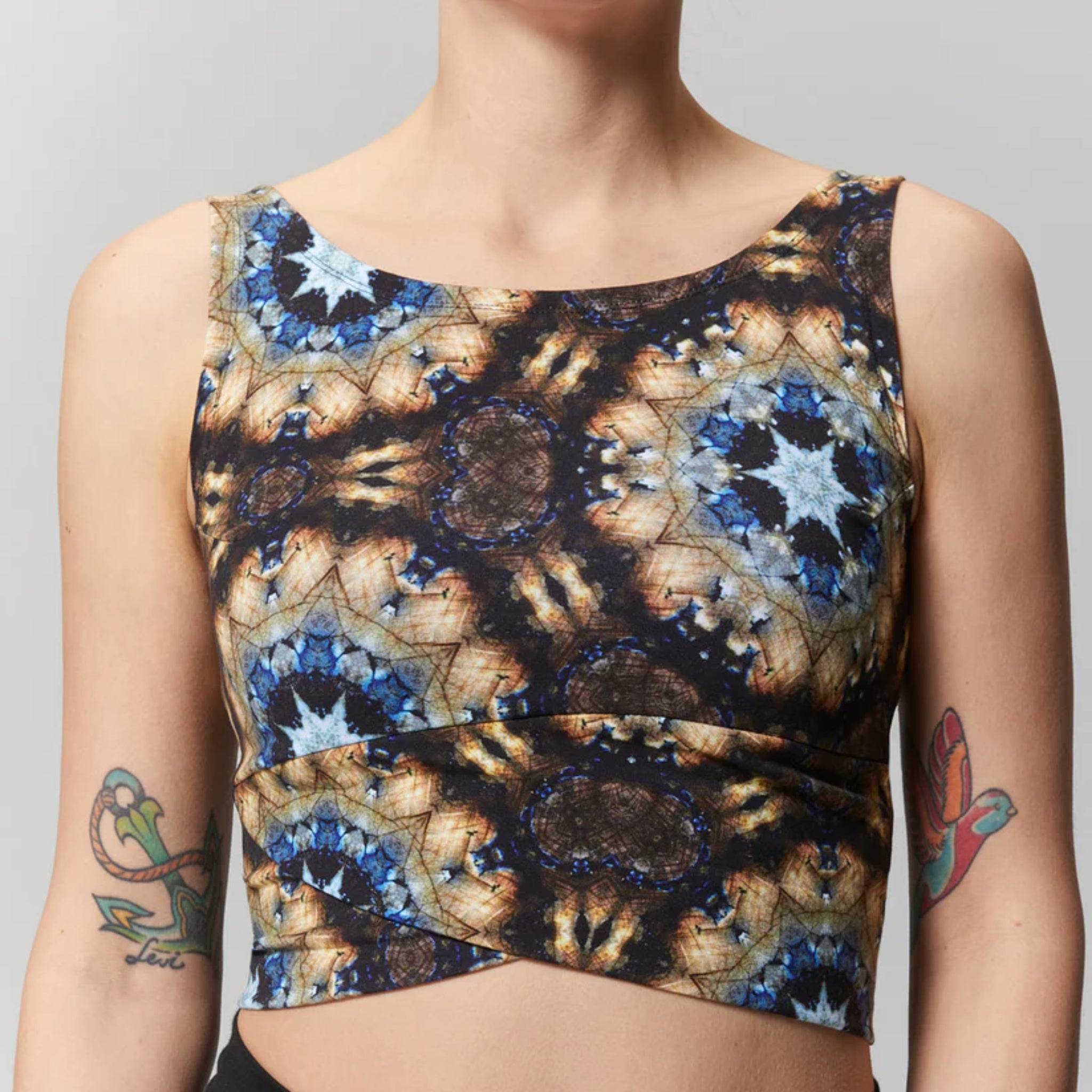 BUDEVI Yoga Top Gemstone
