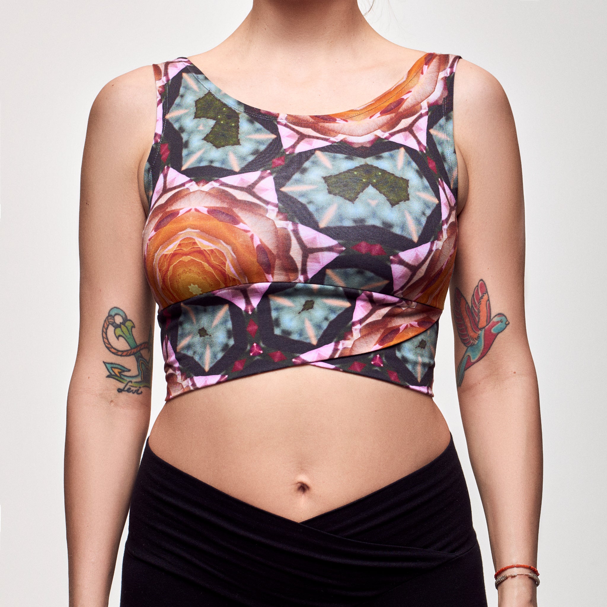 BUDEVI Yoga Top La Rosa
