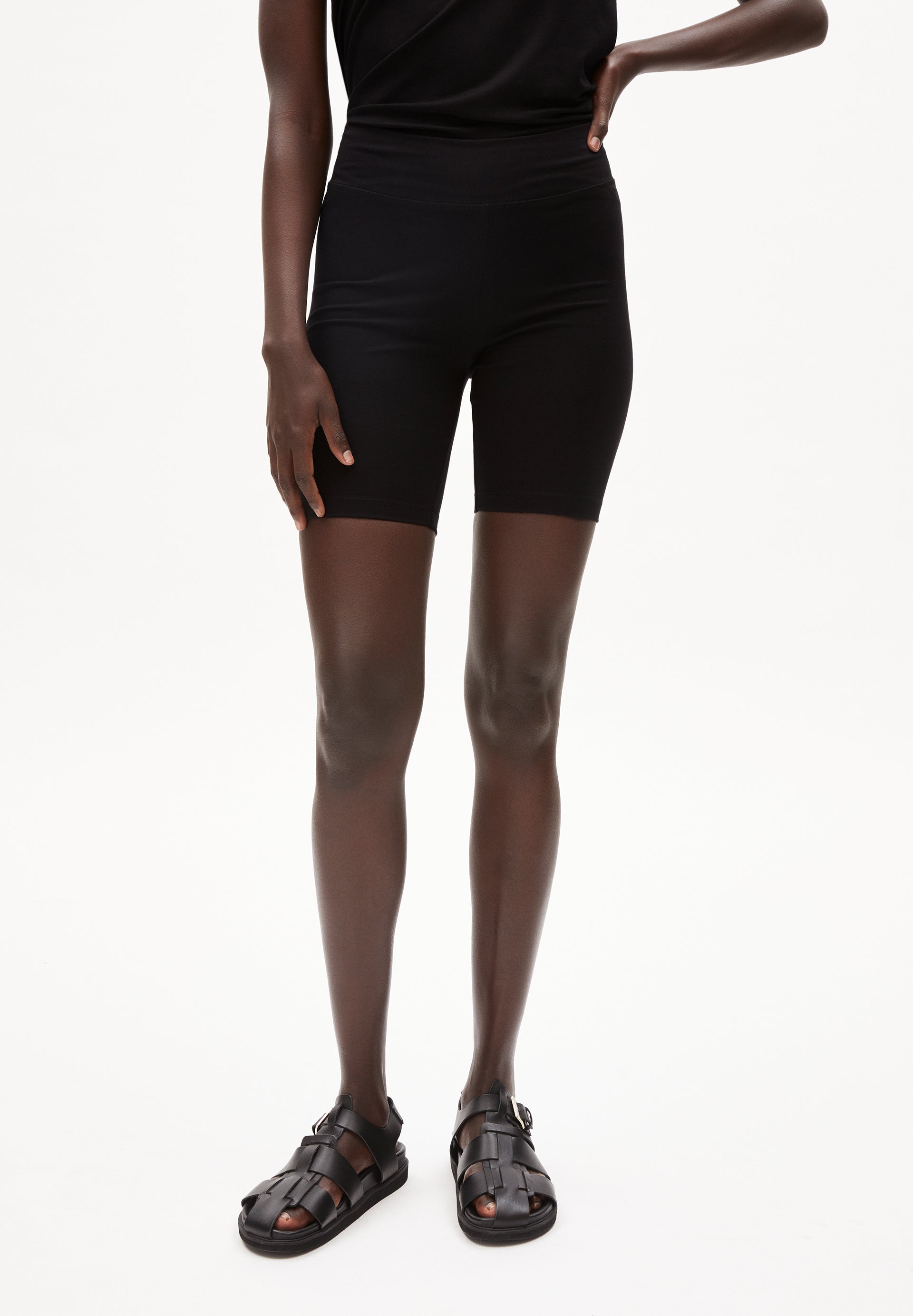 ARMEDANGELS Shorts "NEDAA SOLID" - black