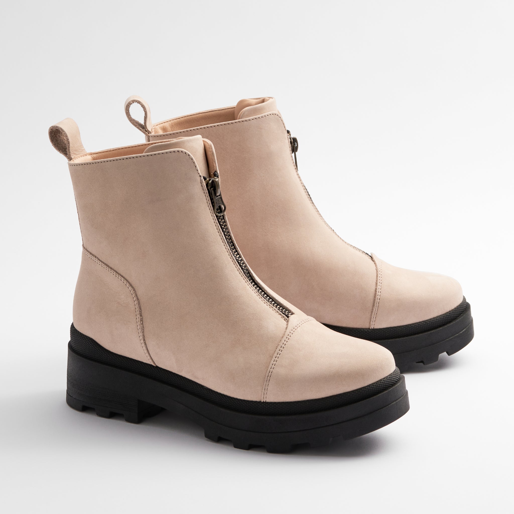 ADDITION Chelsea Boots "ZIP SEAMLESS" Sand