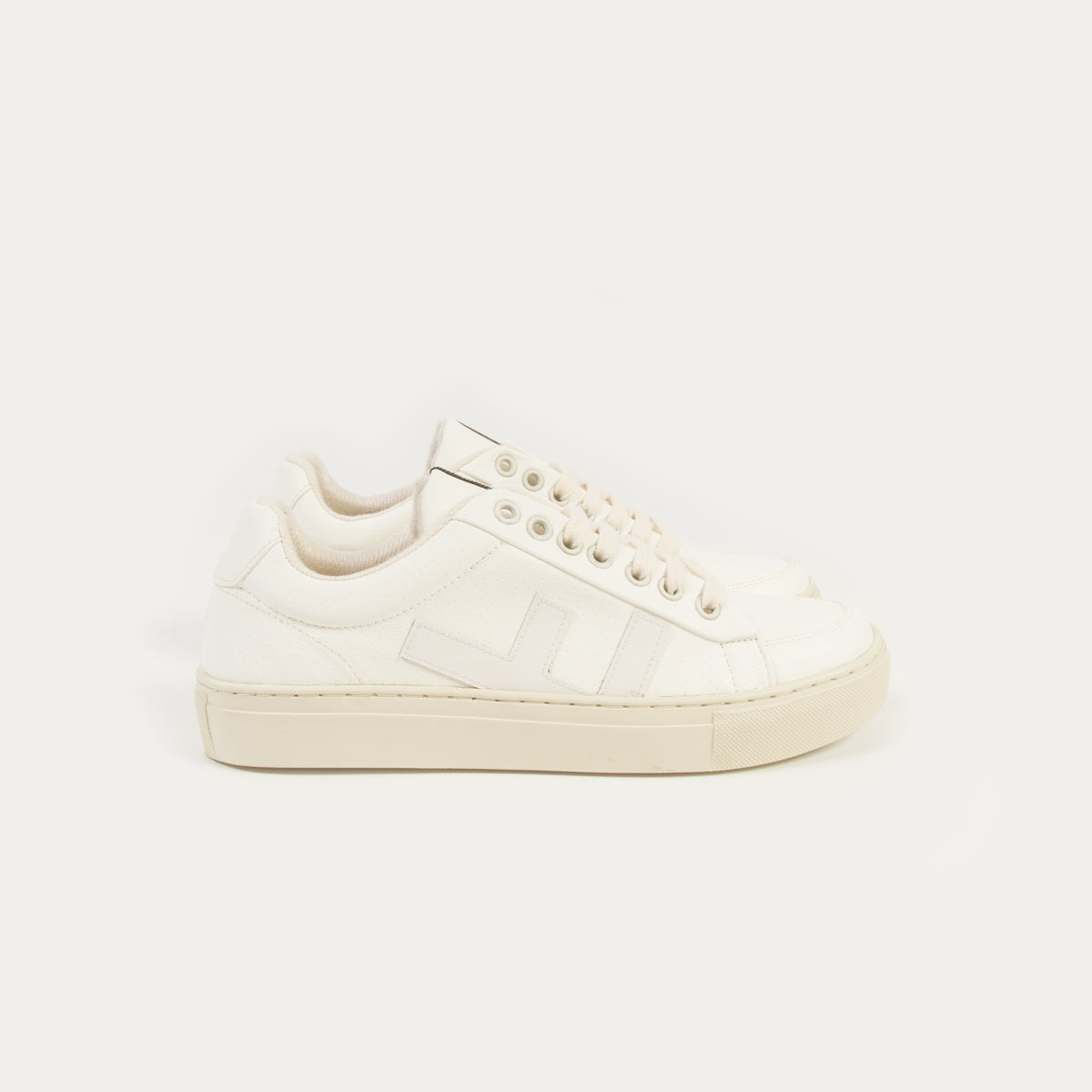 Flamingo's Life Sneaker Classic 70's kicks All White Grey