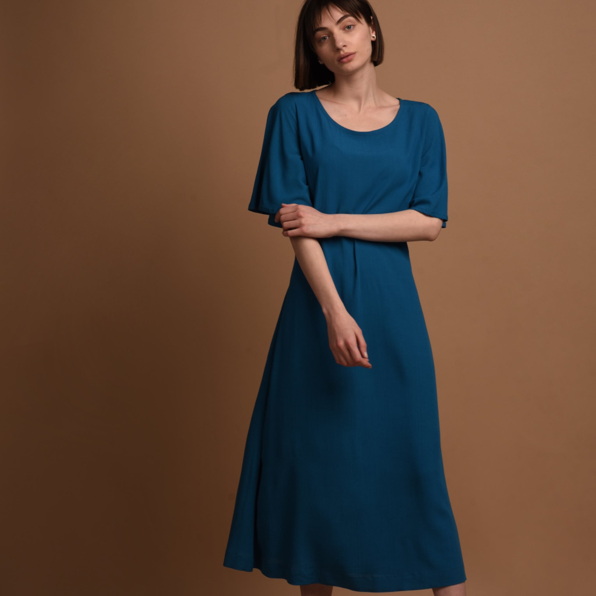 AYANI Lockeres Kleid "NIKA" - königsblau