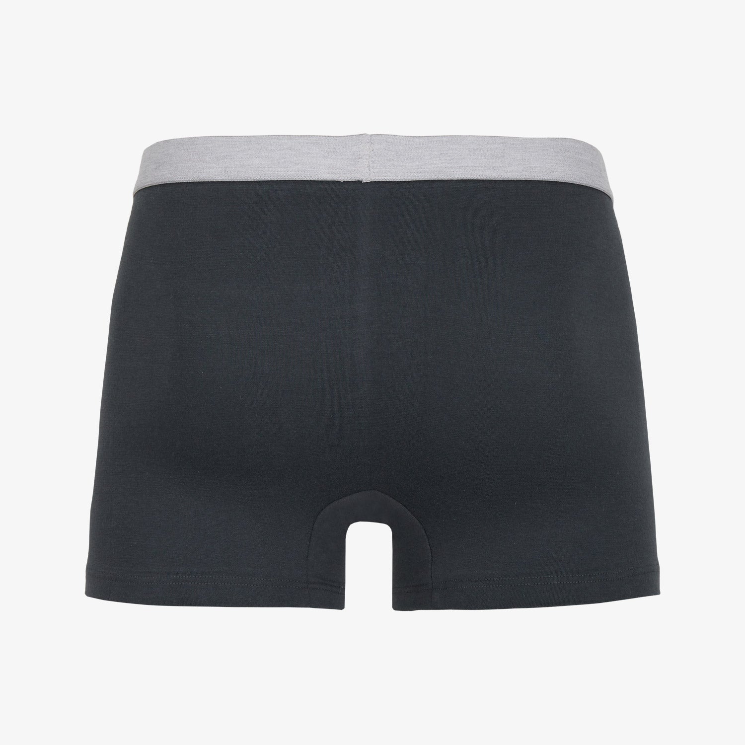 Schwarze Boxershorts mit grauem Bund, von hinten betrachtet auf weißem Hintergrund.