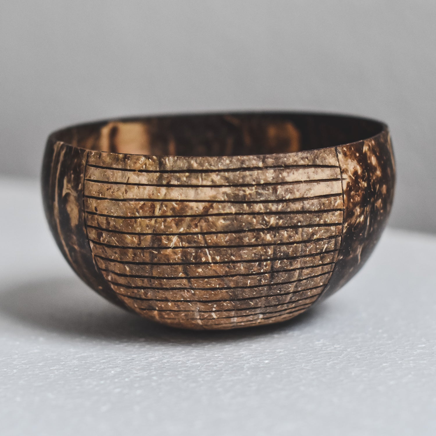Heartisan Bowls Coconut Bowl "Medium 01"