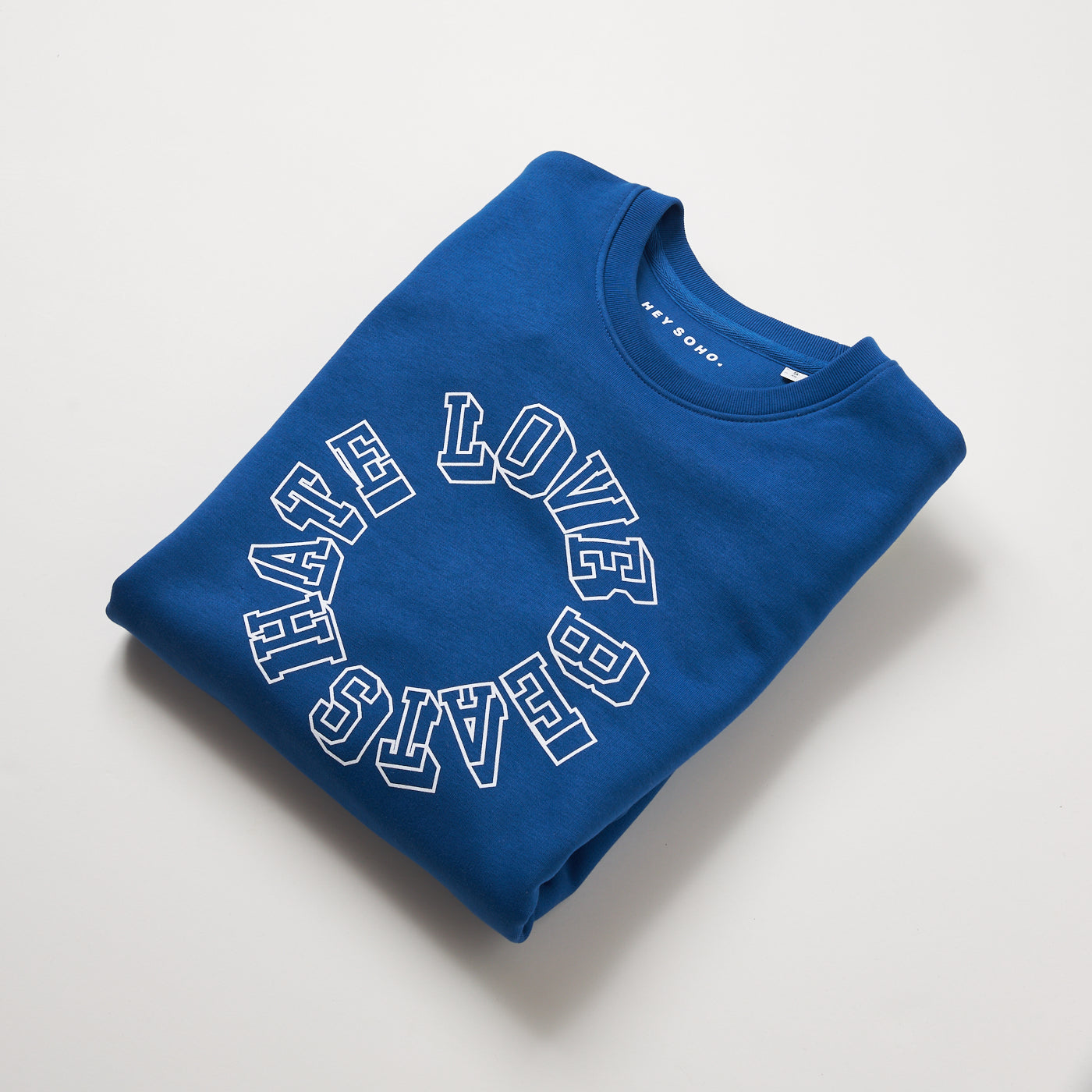 hey soho Sweater "Love beats hate" XS Royalblau