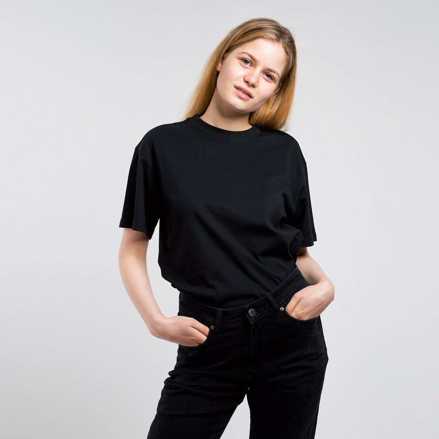 Honest Basics Women Oversized T-Shirt Schwarz