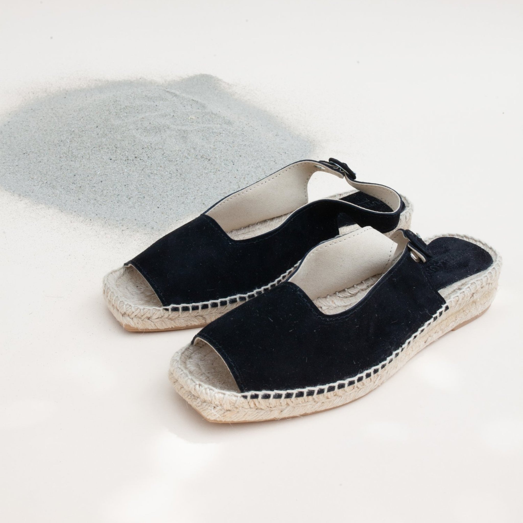 Jutelaune The Classic Salon Flats Black
