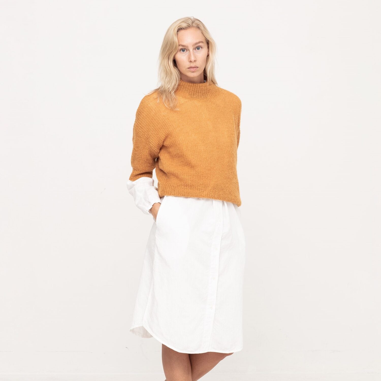 JohnnyLove Damen Turtle neck sweater Ira in Caramel - 2