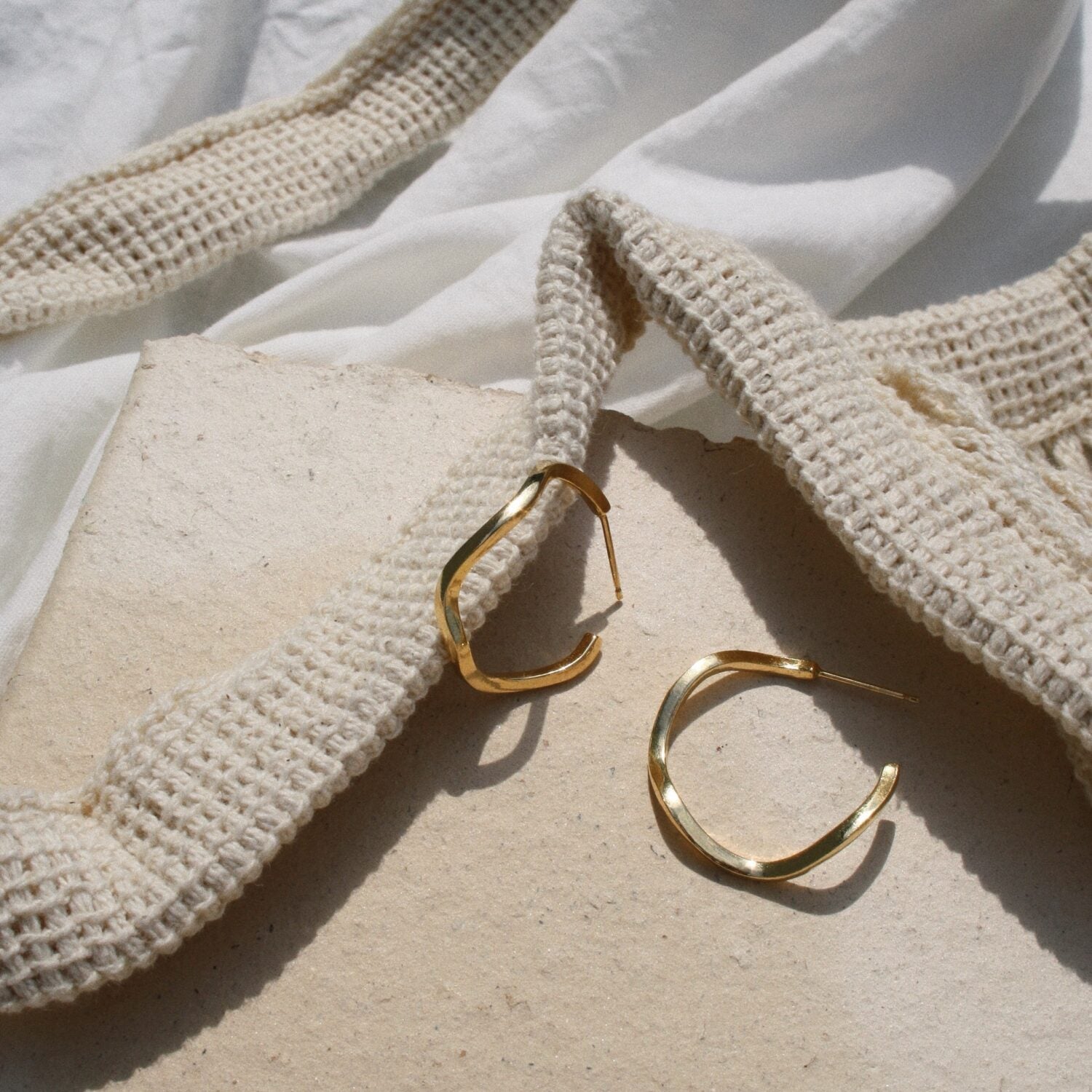 Jukserei Ohrringe "Flora Hoops"