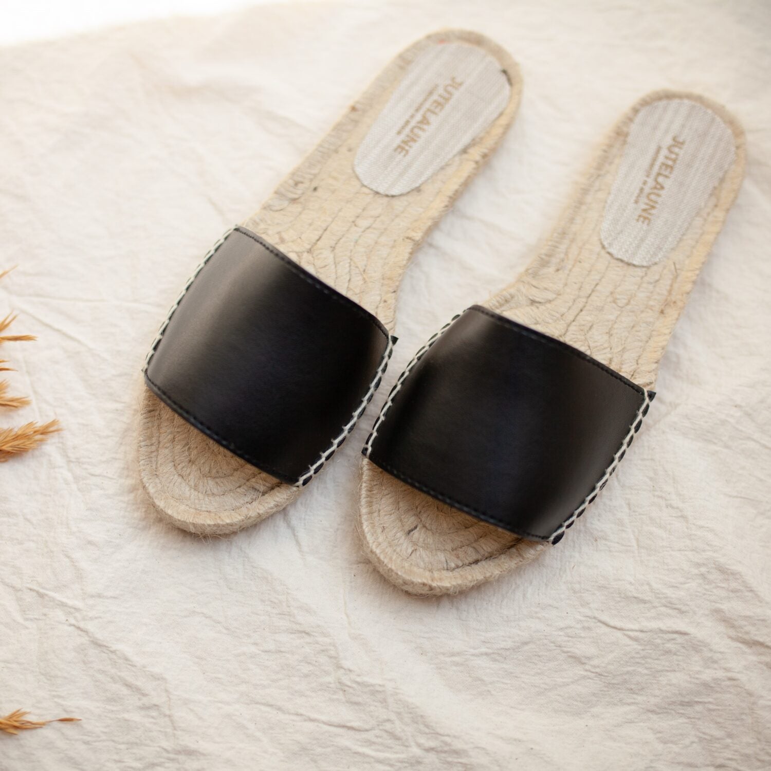 Jutelaune_flats_schwarz_2