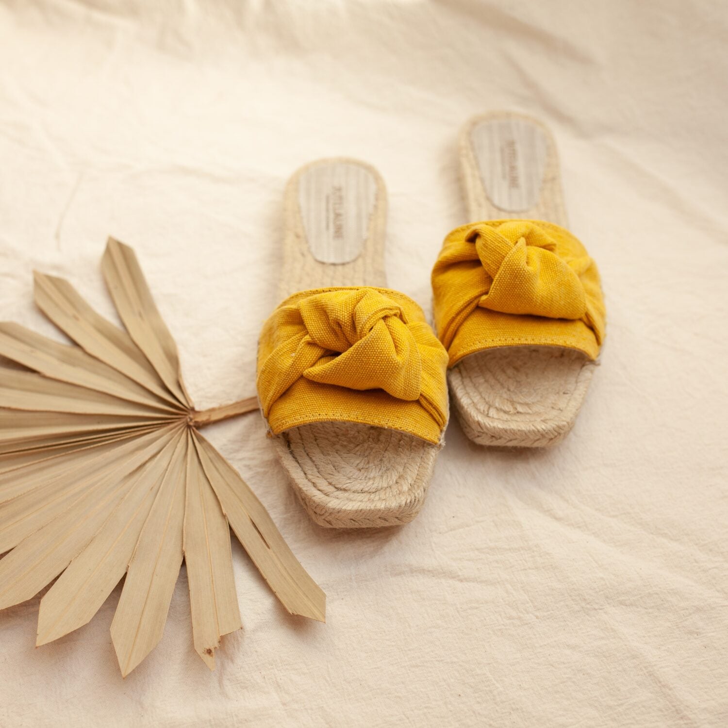 Jutelaune "Knot Flats"
