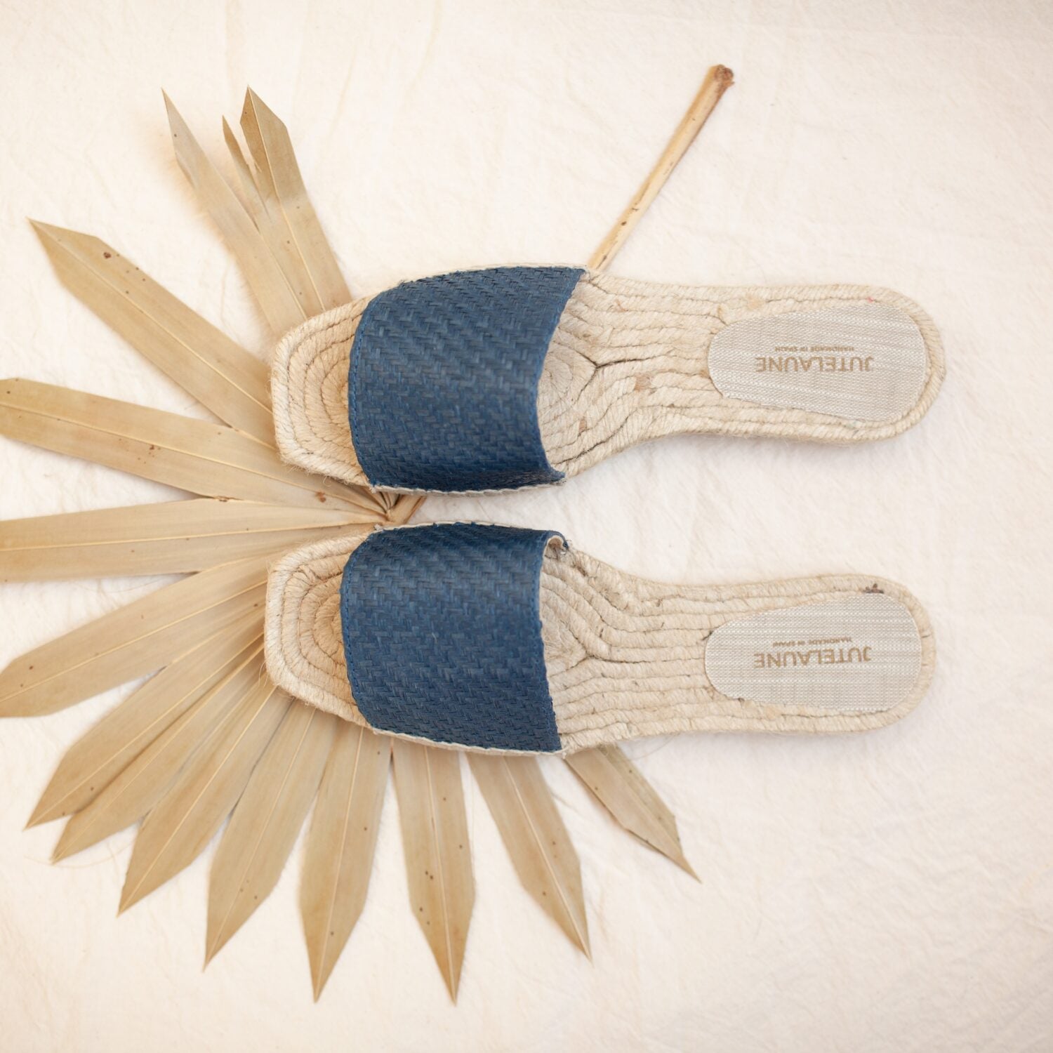 Jutelaune "Vegan Raffia Flats"