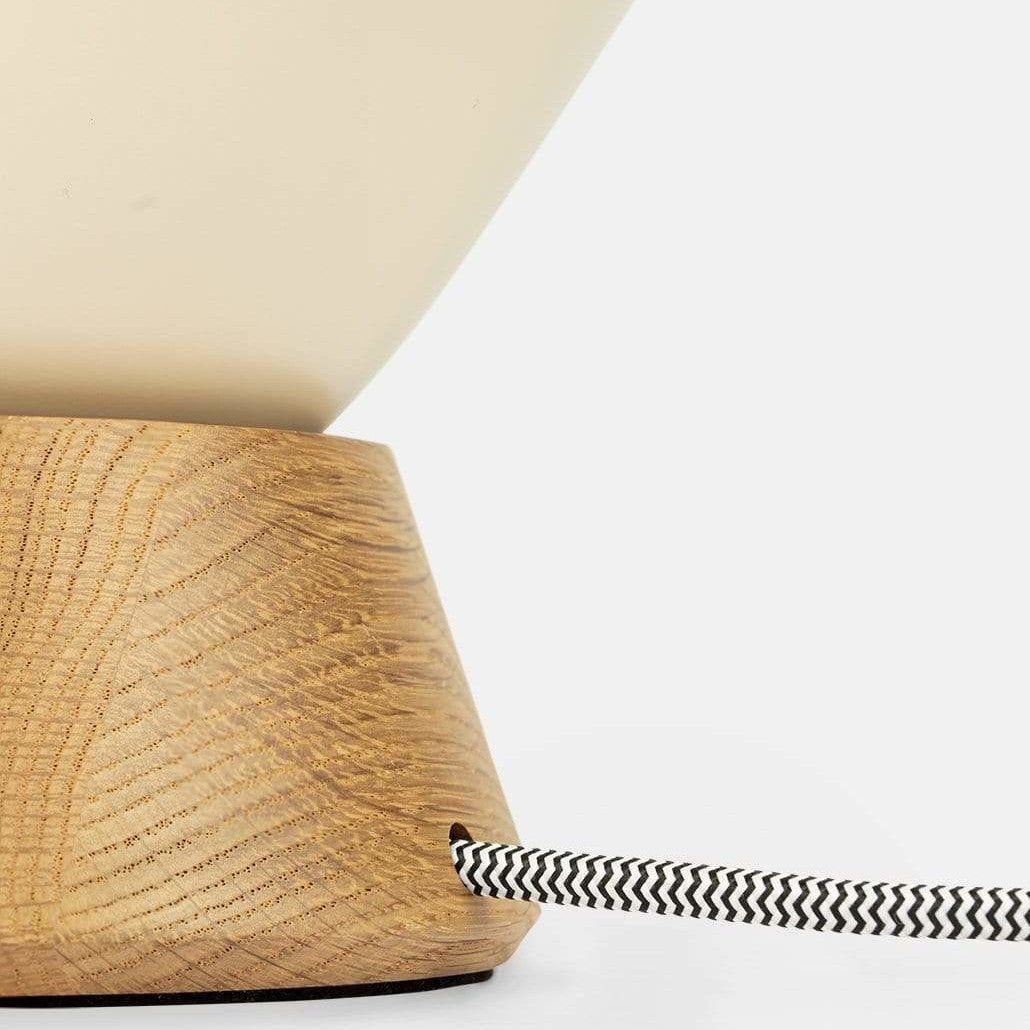 KERBHOLZ Tisch- und Bodenlampe "Konus" Oak