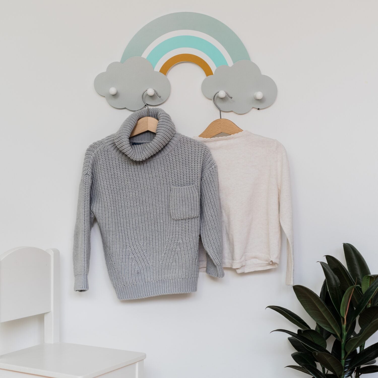 Kindsgut Regenbogen Garderobe "Finn"