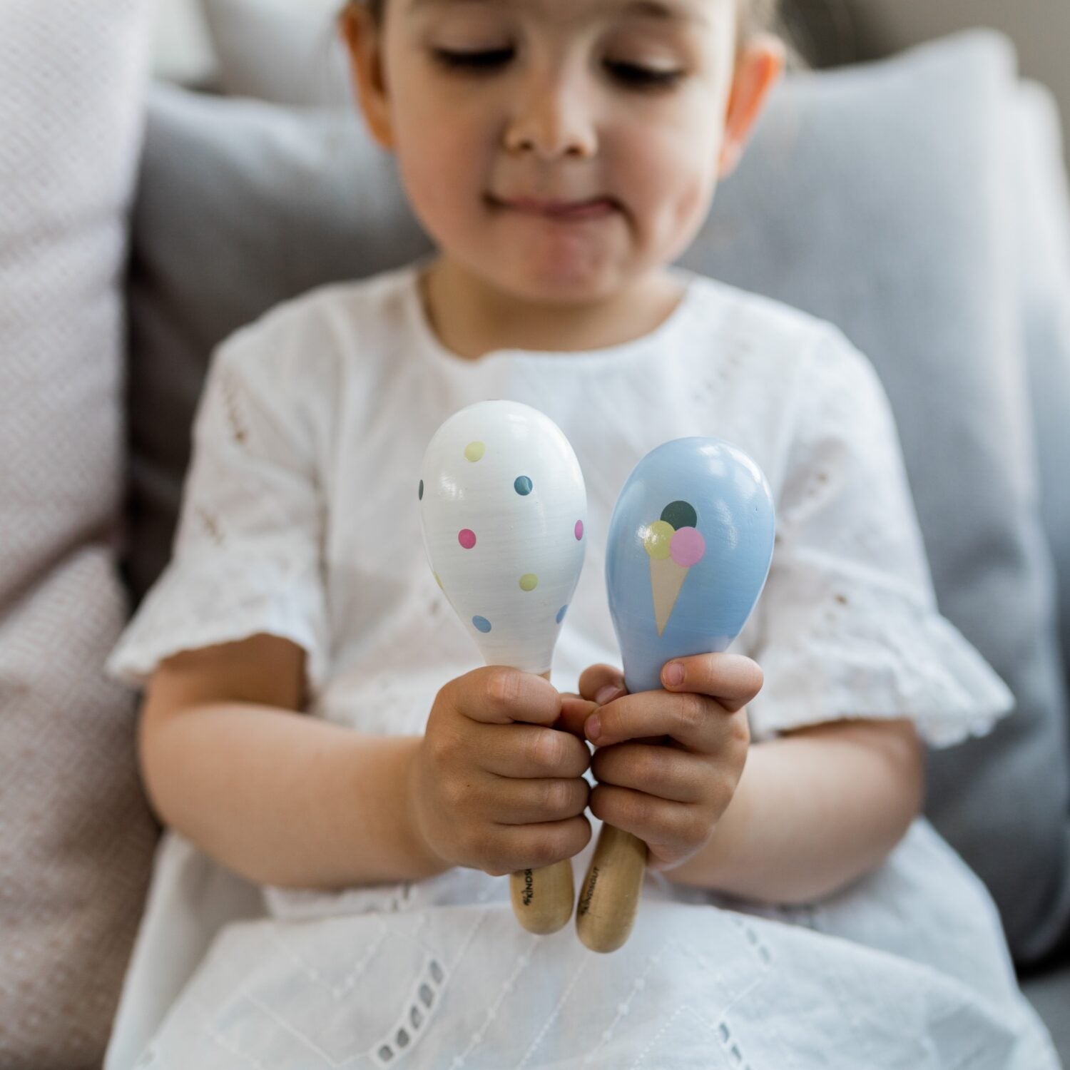 Kindsgut Rasseln Eis und Punkte Mood