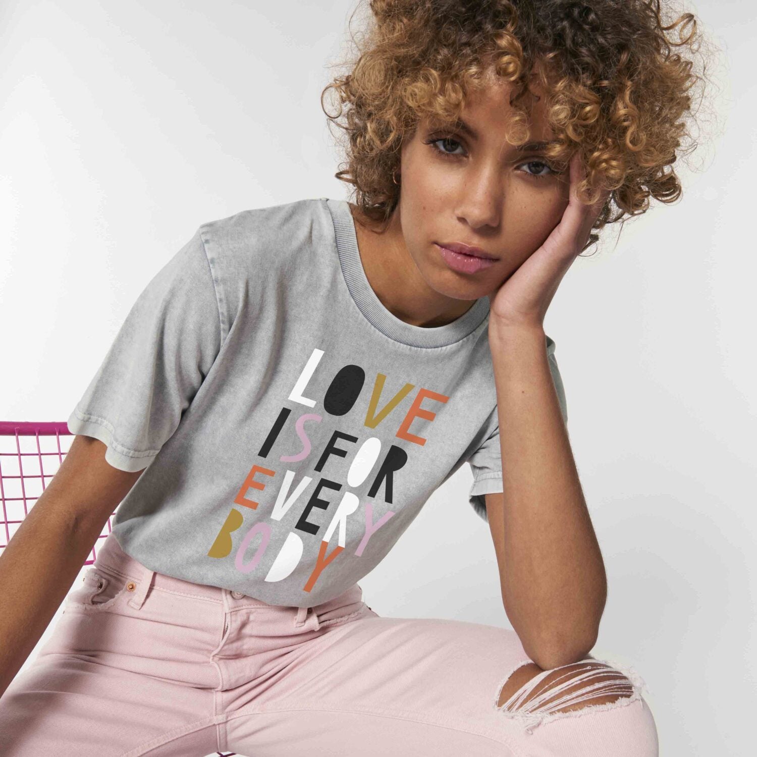 The colorful crew "Love is for Everybody" T-Shirt