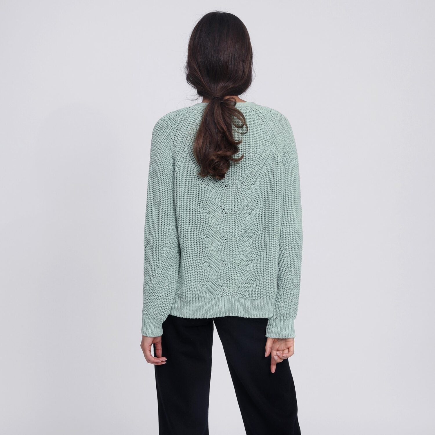 Lovjoi_Knitwear_TUPUNI_Jade_03