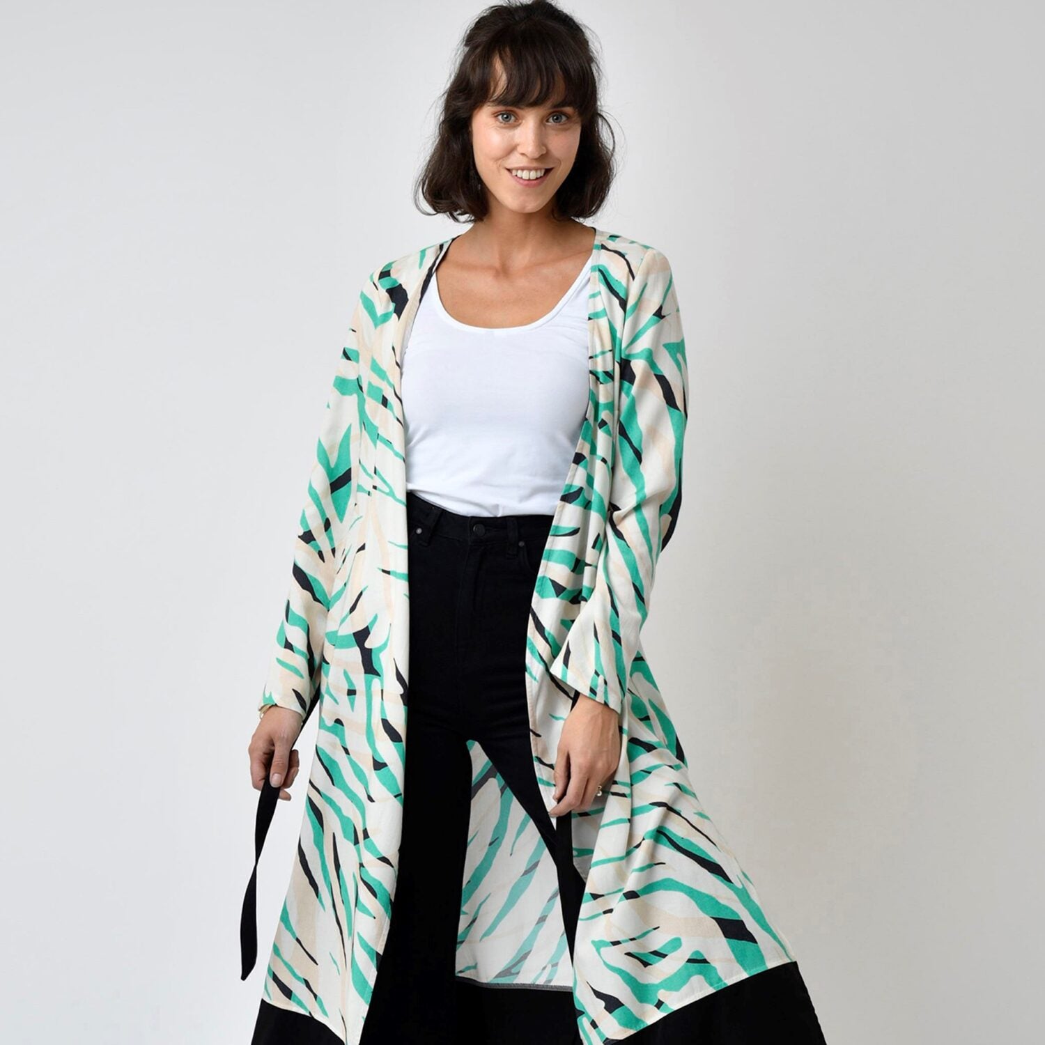 Lovjoi_TencelPrinted_KIMONODRESS-ILVESE_WildJungle_03