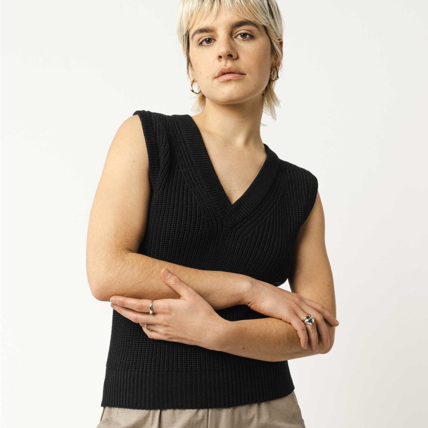 MELA Damen Pullunder DAYITA - schwarz_1