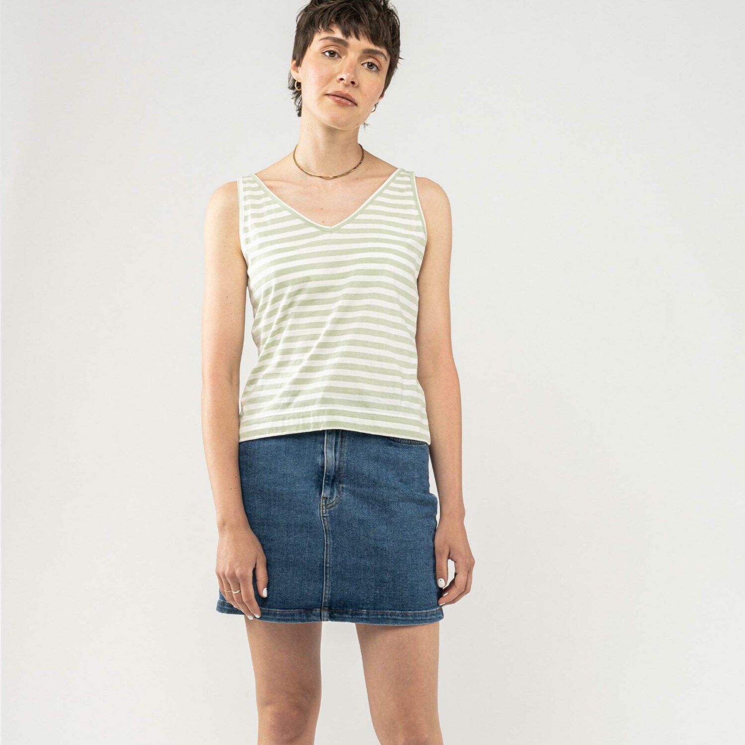 MELA Damen Top PINA - Thin Stripes Pastel Green_3