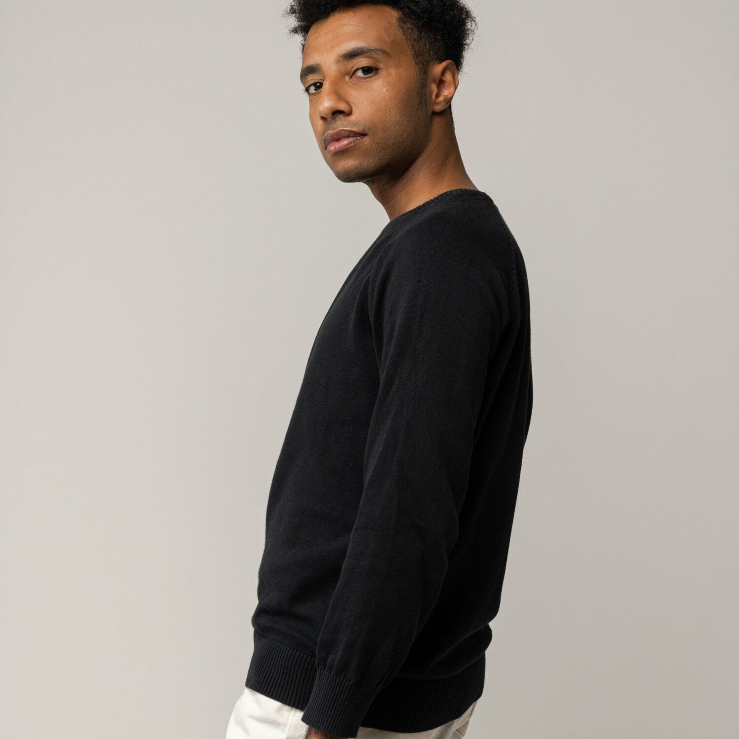 MELA Herren Strickpullover "BASIC" - schwarz