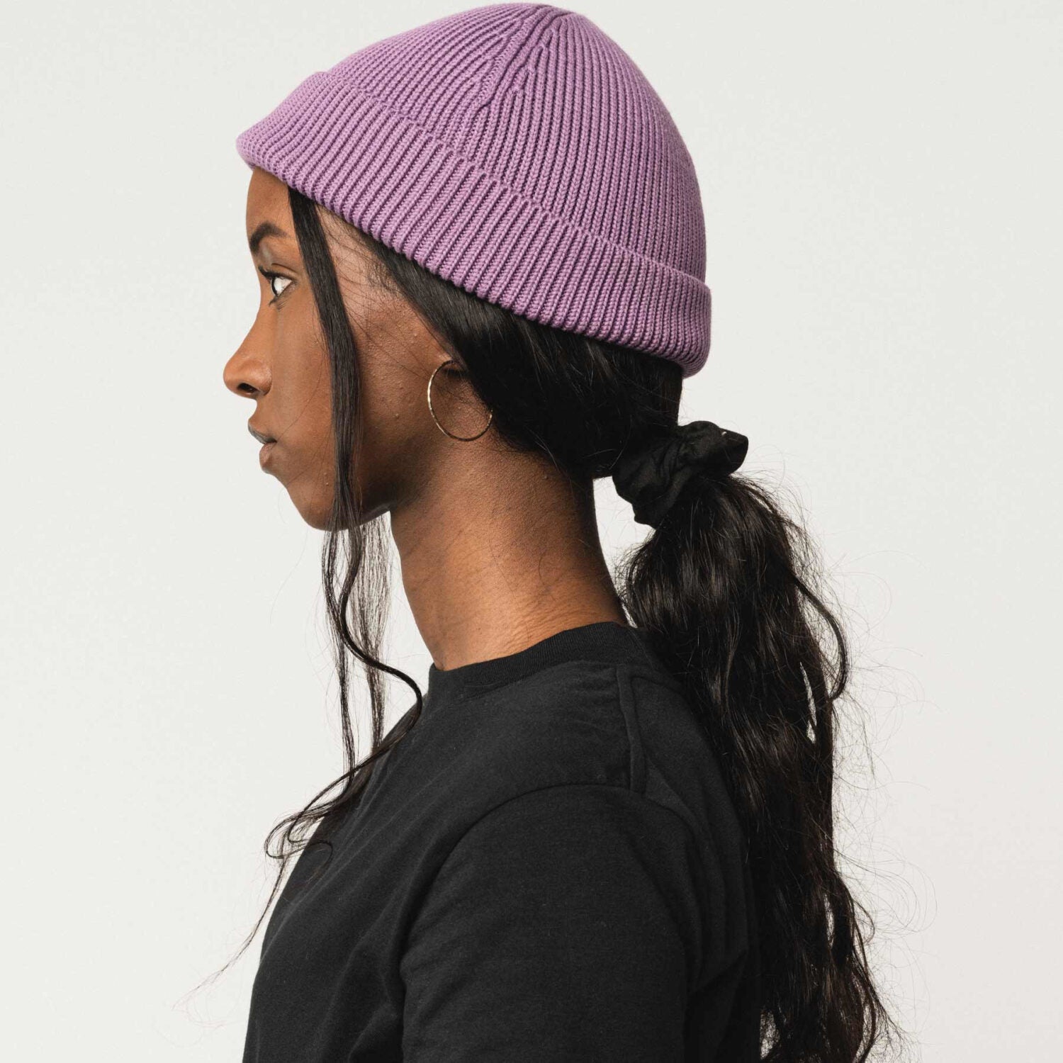 MELA Unisex Kurze Rippstrick Mütze "RAFI" - lila