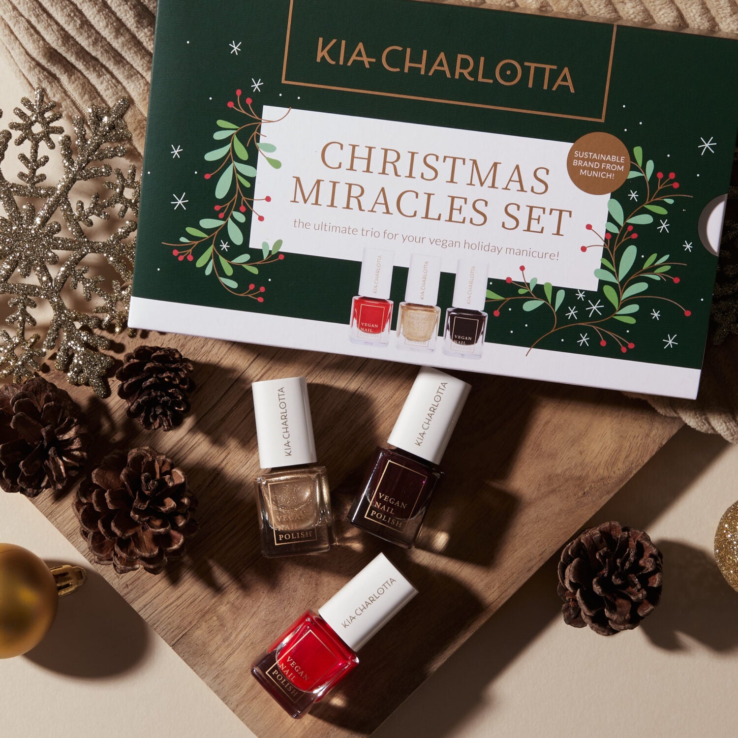Miracles_Set_Kia-Charlotta_1