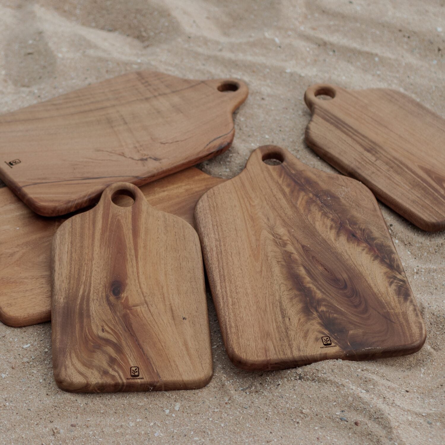 Naturewaves Schneidebrett "Elbo" aus Akazienholz