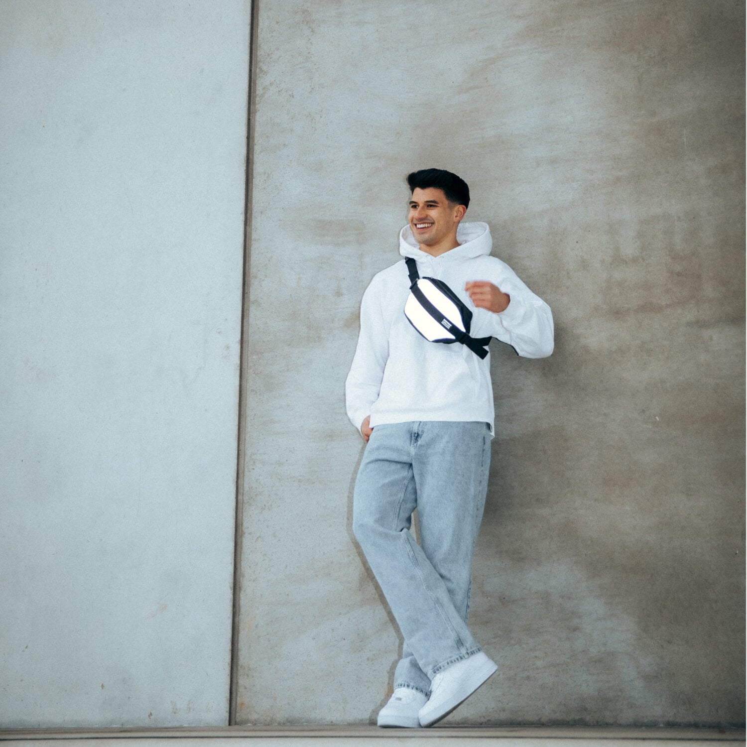 OAK25 reflektierende Bauchtasche "Carryall Sling"