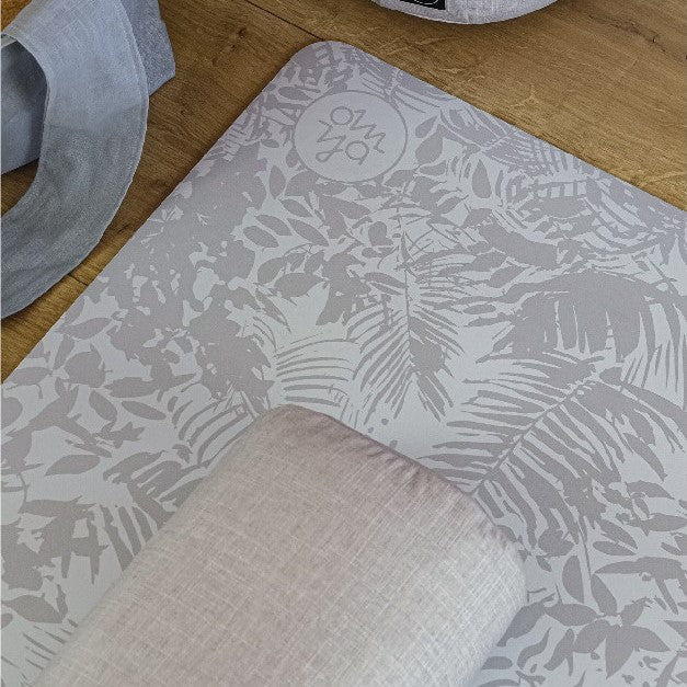 OM YA Yogamatte "Light Botanic" Advanced Grip