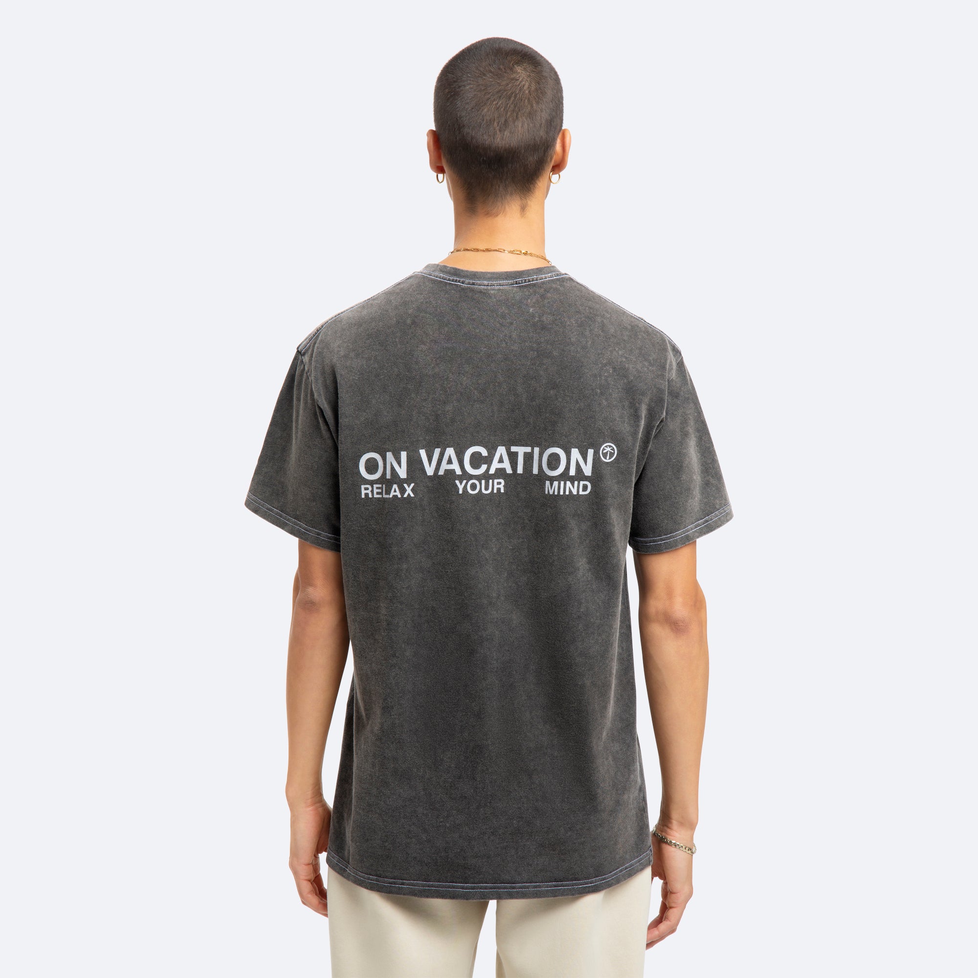 On Vacation Unisex T-Shirt "Central Carrier" - Washed Black