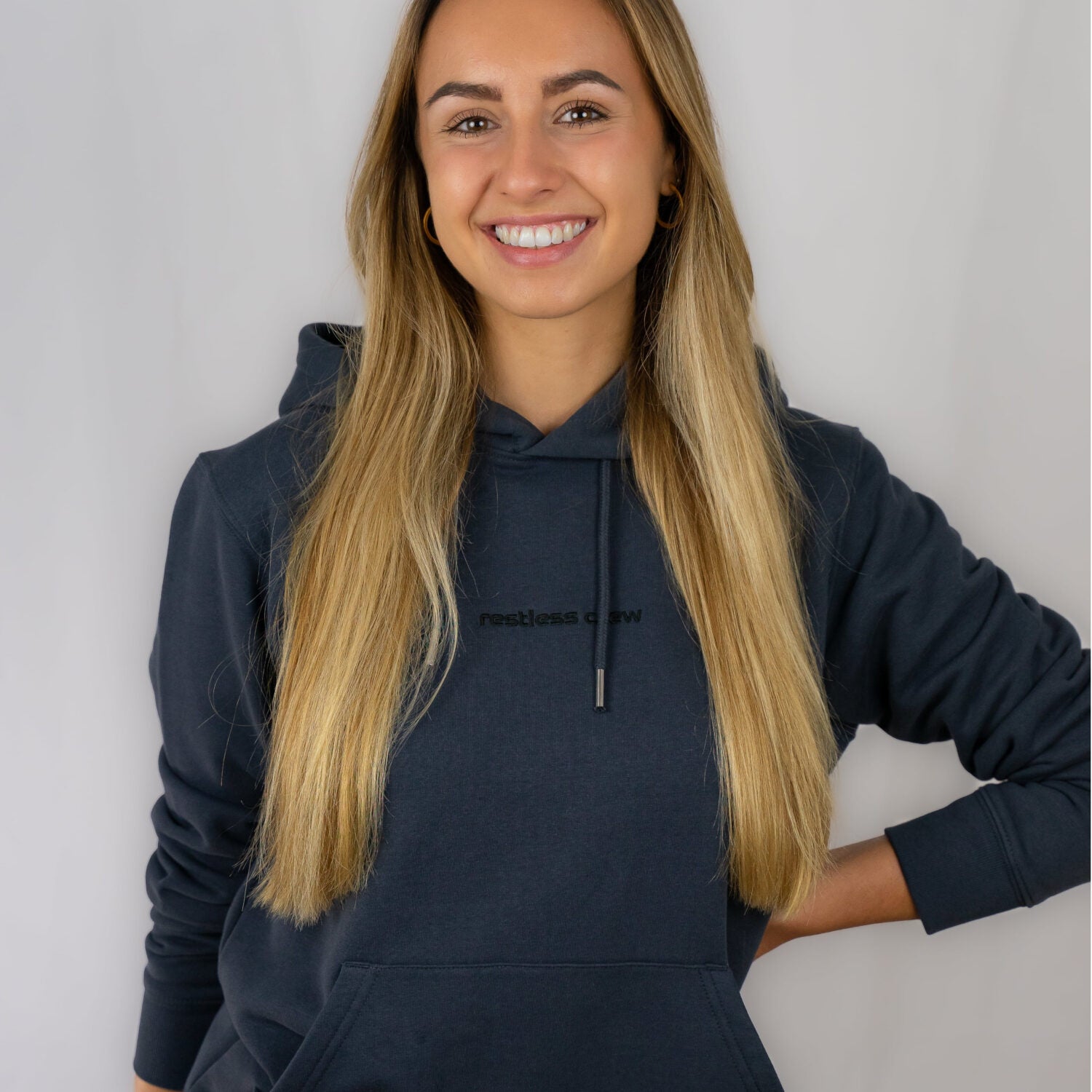 Restless Crew Unisex Hoodie BAHAMAS Indian Ink - Grey_01