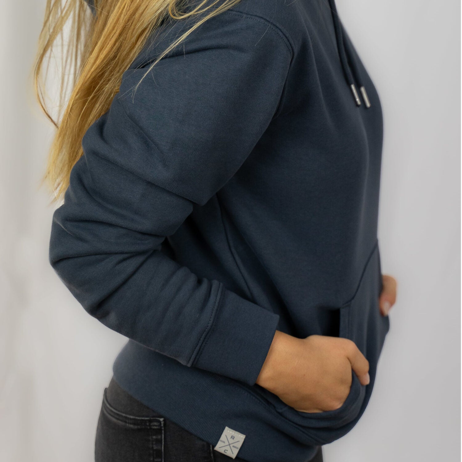 Restless Crew Unisex Hoodie BAHAMAS Indian Ink - Grey_03