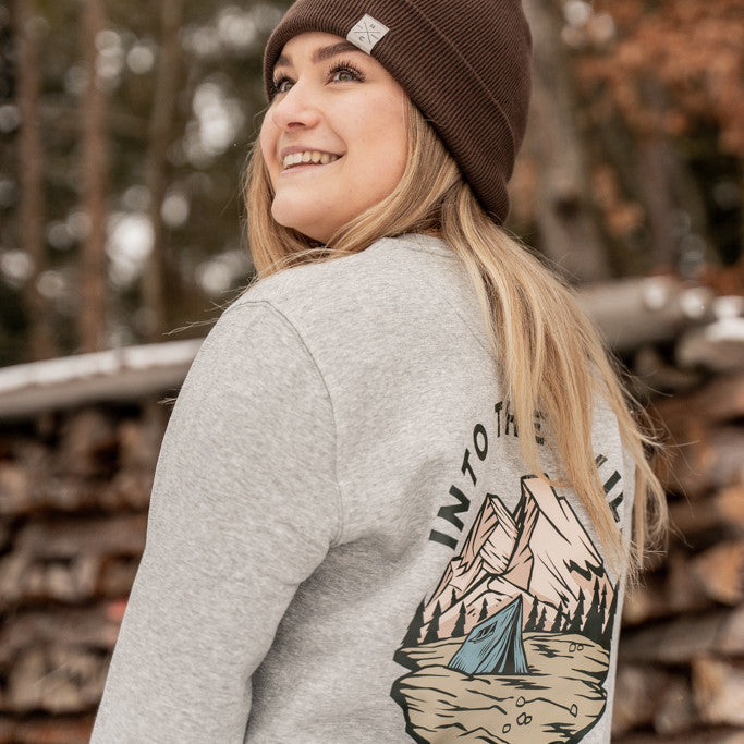 Restless Crew Unisex Sweater "INTO THE WILD" - Heather Grey