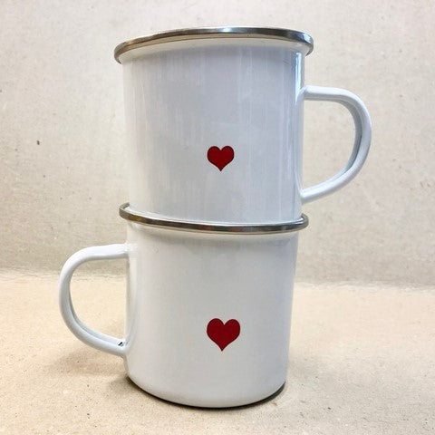 TikiOno Emaille Tasse Herz (2)