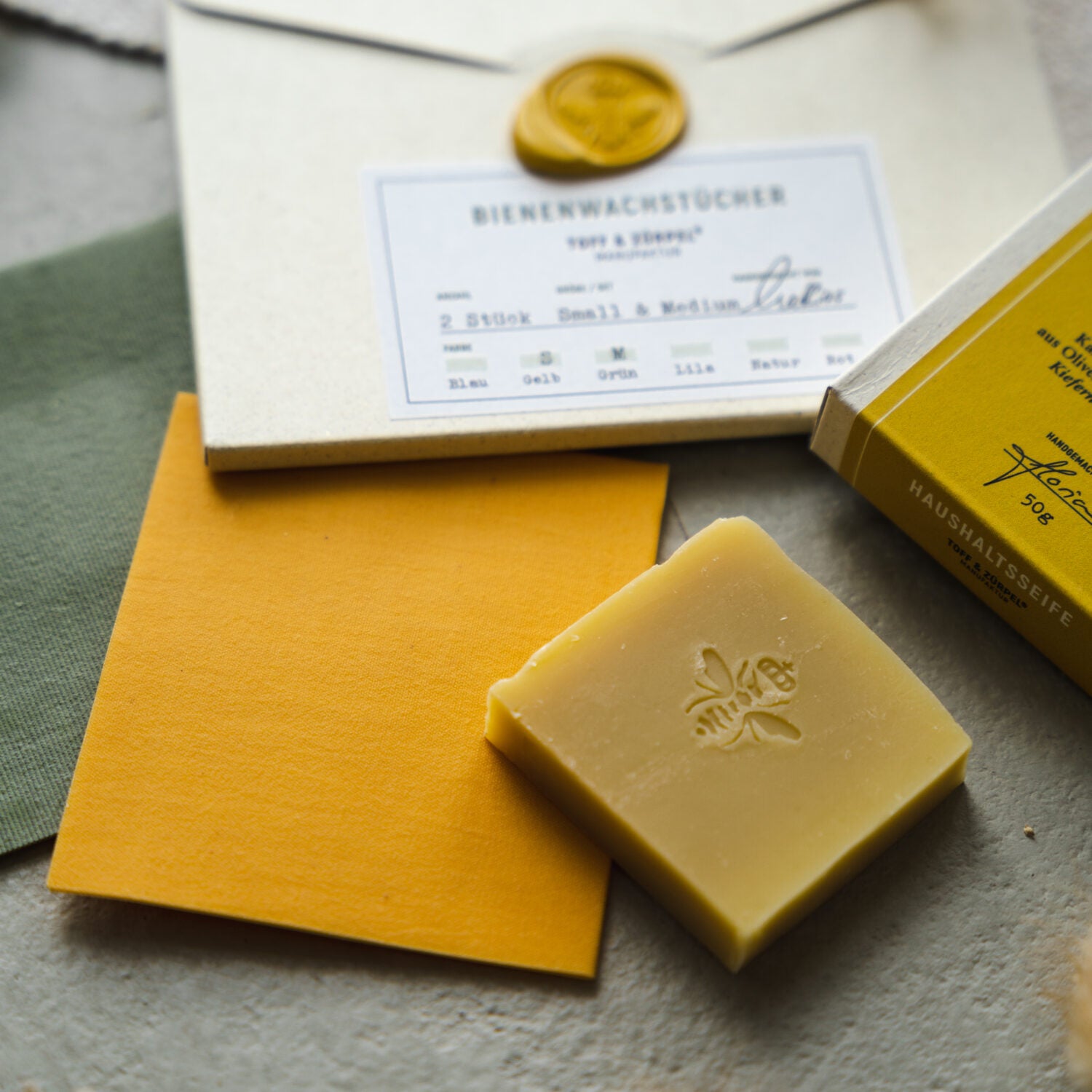 Toff & Zürpel Bundle "Bienenwachstuch 2er Set + Seife"