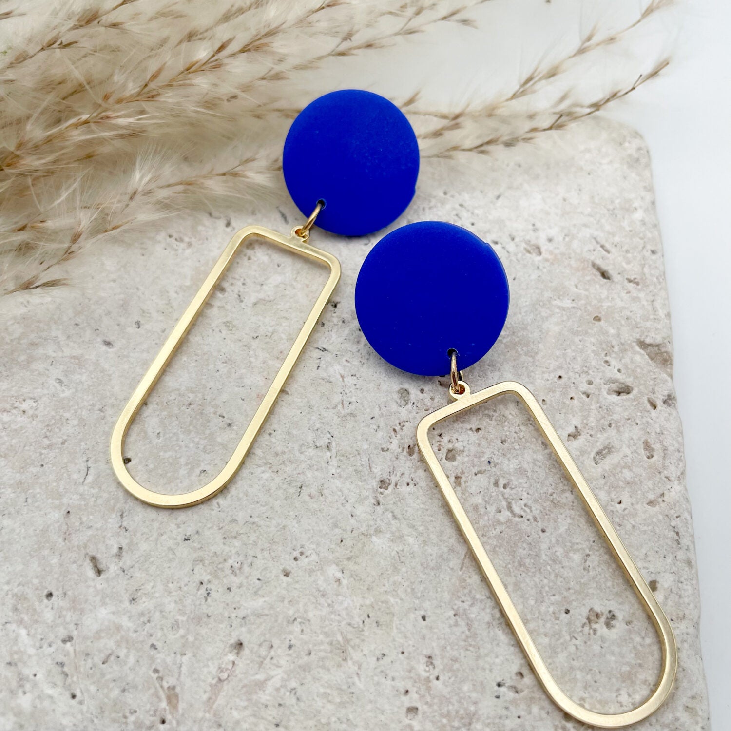 Vagabundobjects_Modern_Statement_Marineblau_01