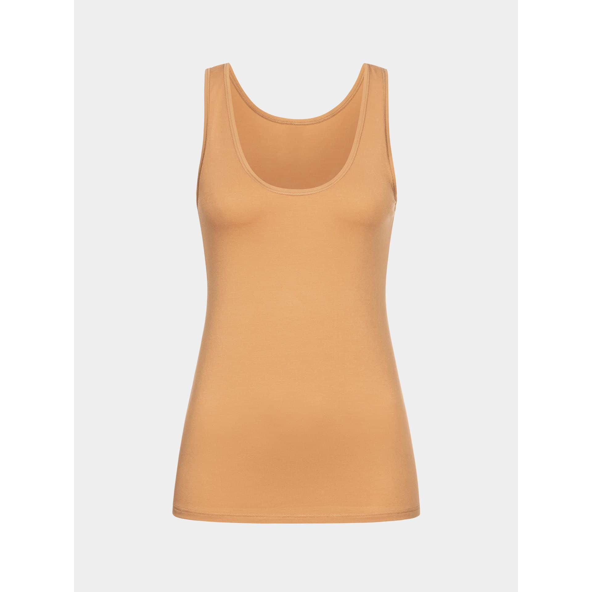 Ärmelloses Damen-Top in Beige mit Rundhalsausschnitt vor neutralem Hintergrund.