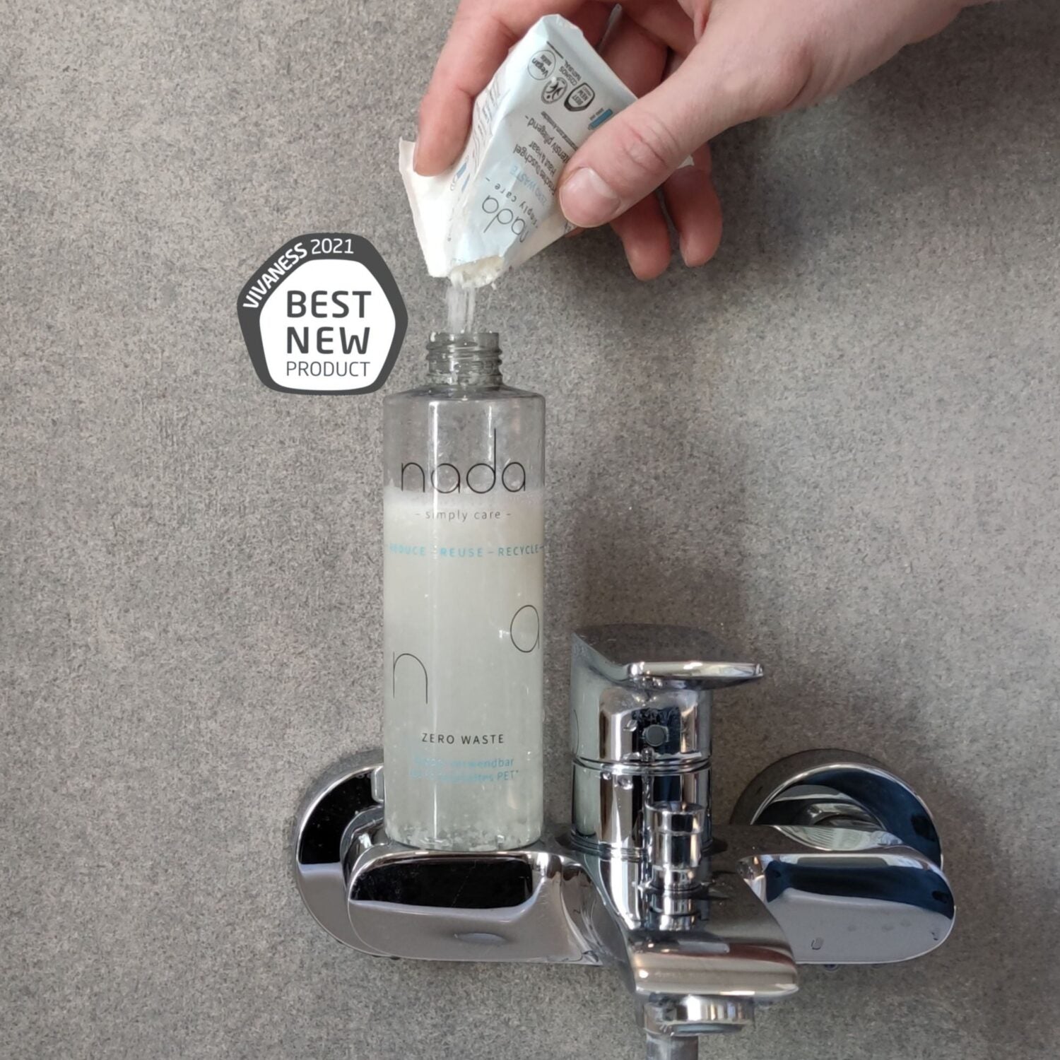 nada - simply care Set 1 Flasche + 2 Duschgel-Pulver