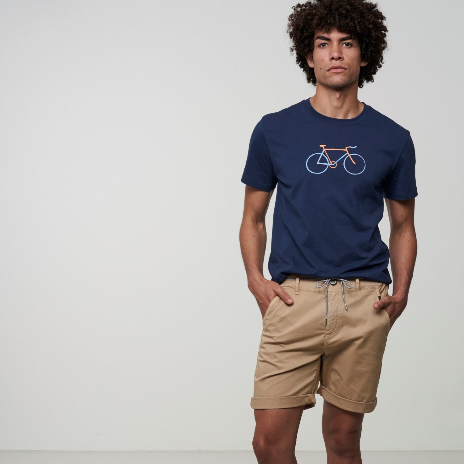 recolution Herren Shorts "MARJORAM" - Dark Sand