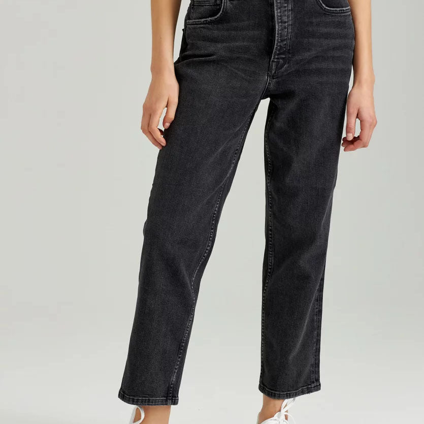ThokkThokk Damen Straight Cropped Jeans - Grau