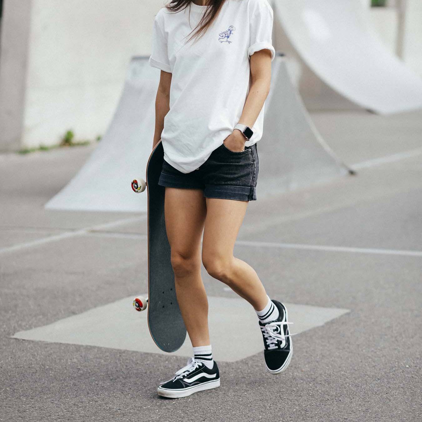 Mady Morrison Shirt "Skate Dino"