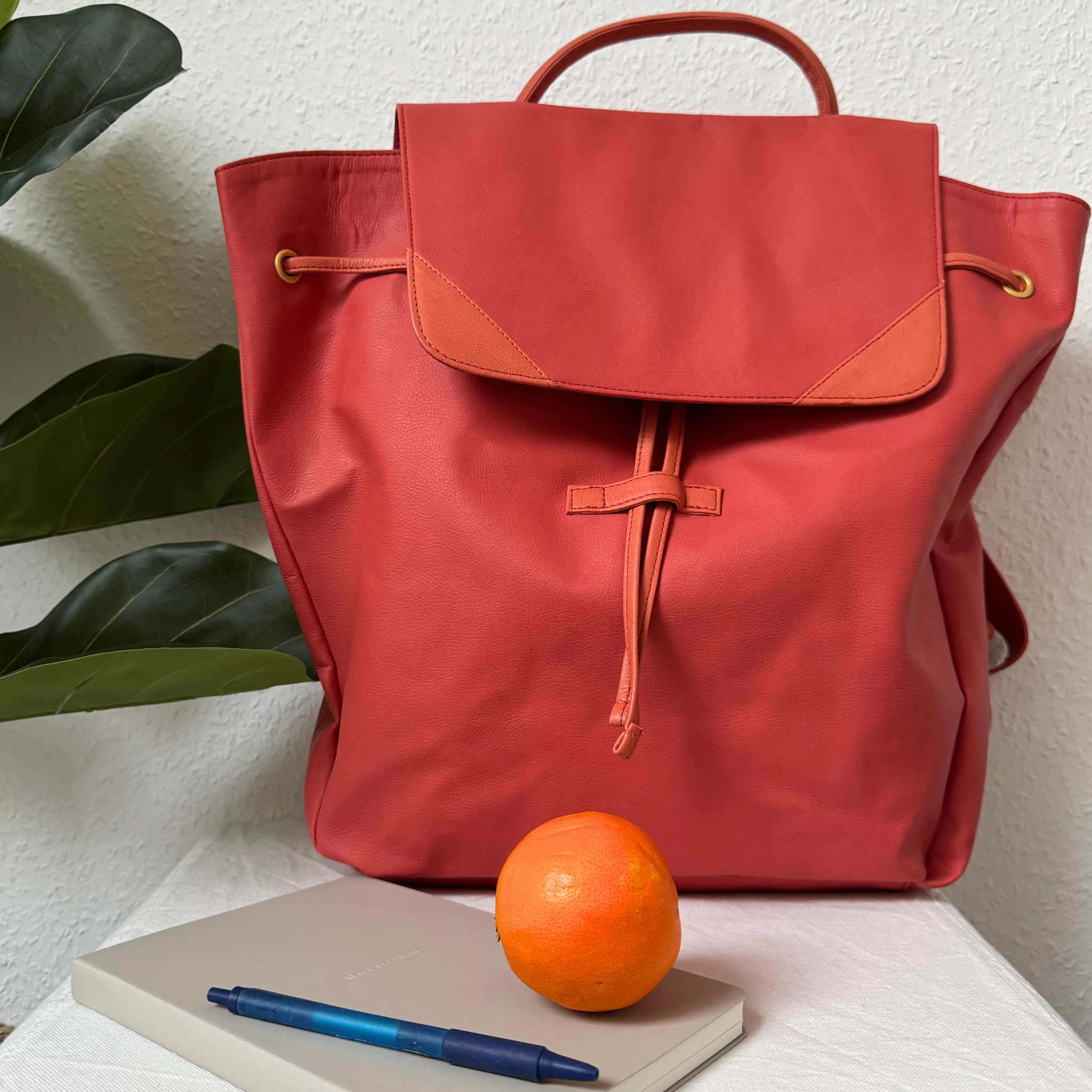 nuuwai Veganer Rucksack "SVENIA"